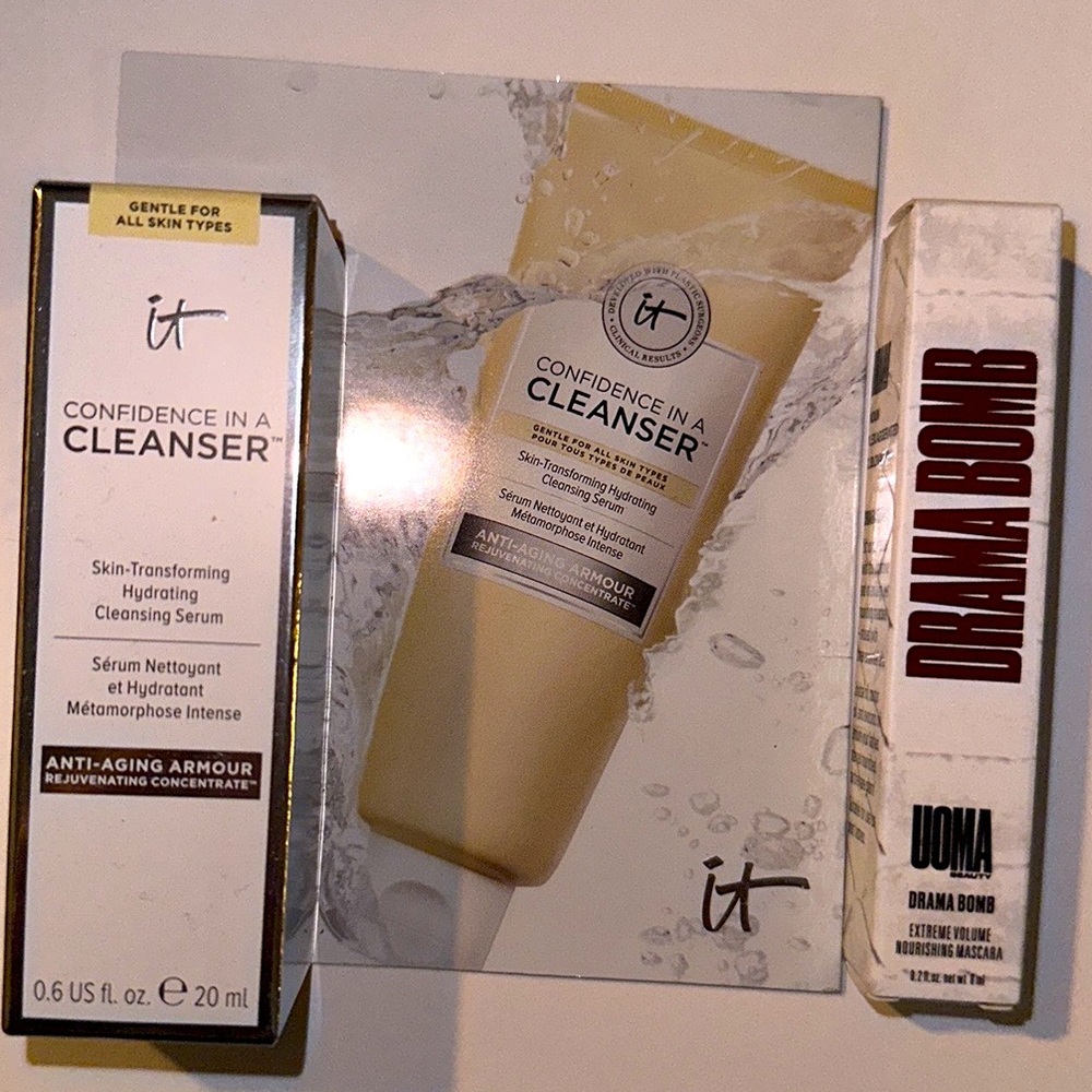 NIB IT Cosmetics Confidence in a Cleanser & UOMA Drama Bomb Volume Mascara!